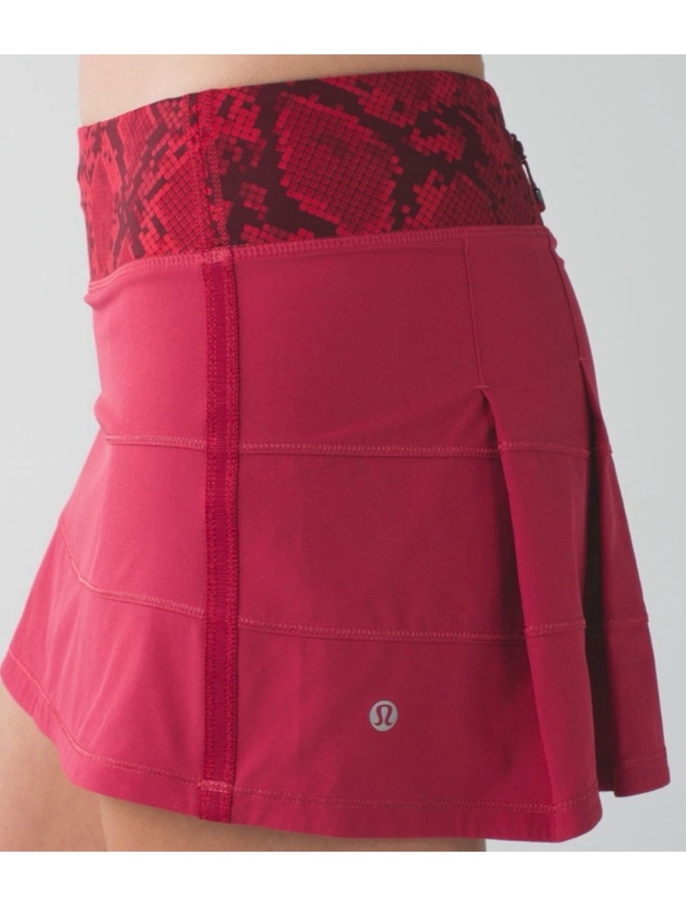 Lululemon Pace Rival Skirt II Size 10 Cranberry